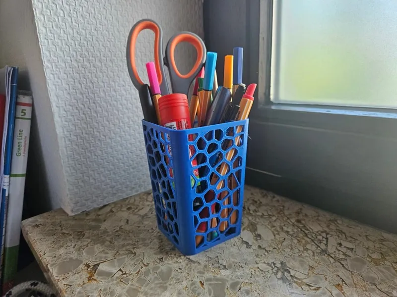 Voronoi pencil holder cup organizer