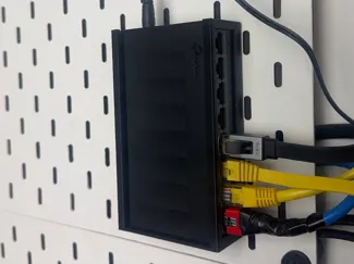 soporte para panel Sakdis Tp-Link LS1008G