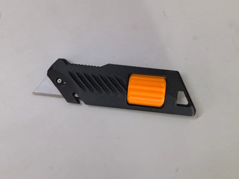 颜值在线、功能ok的EDC开箱工具壁纸刀