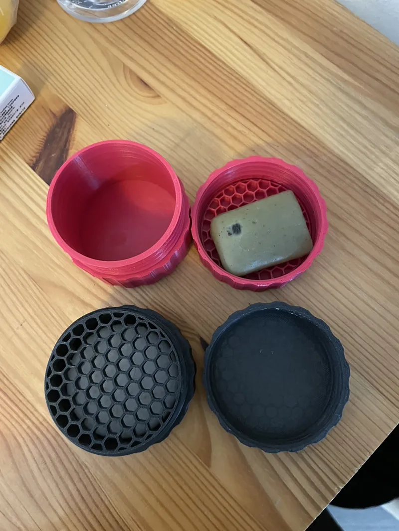 Travel Soap Box with Draining Rack