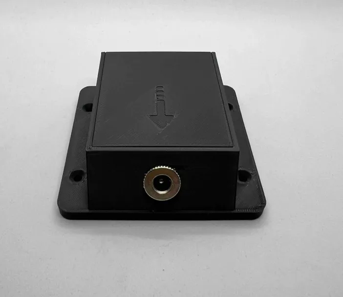 Immagine che contiene Dispositivo elettronico, gadget, elettronica, smartphone

Il contenuto generato dall'IA potrebbe non essere corretto.
