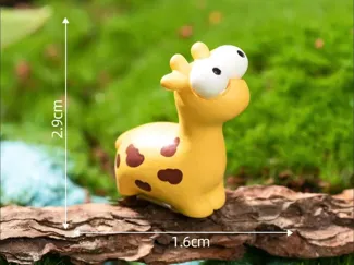 可爱长颈鹿