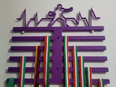 Catch'n Serve Ball Medal Holder - Mamanet