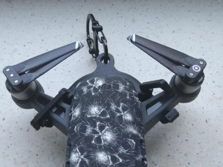DJI Spark... pendant (1:1, Spark not included :D).