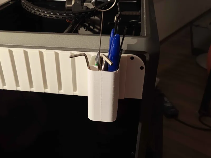 Sidebar toolholder