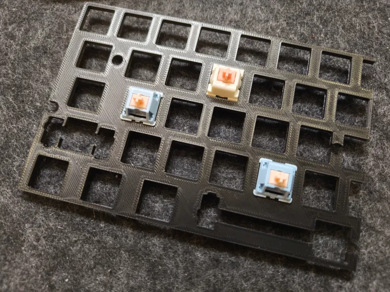 左移64定位板