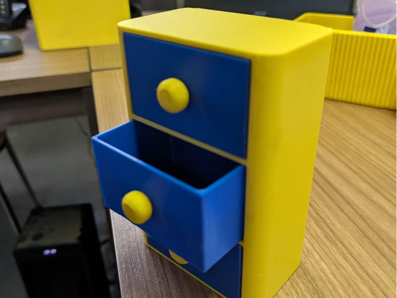 CASSETTIERA DA SCRIVANIA O PORTA GIOIELLI