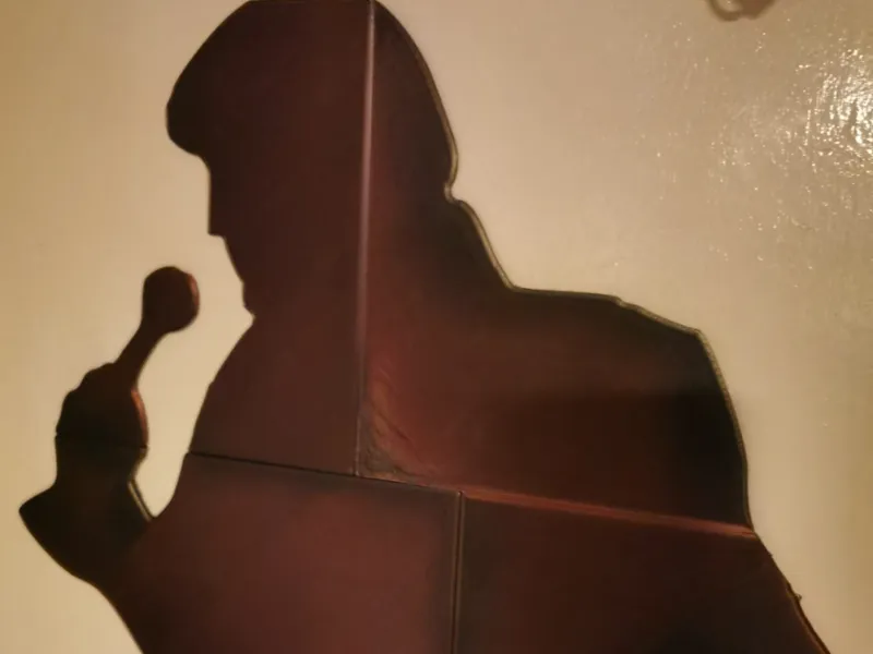 ELVIS DOOR SILHOUETTE
