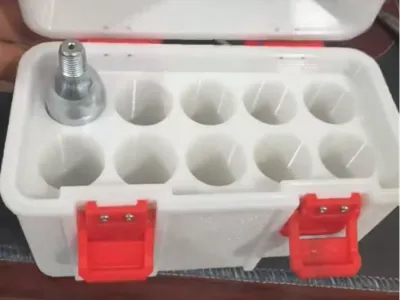 A storage box for pneumatic coffee machine compressed air cylinders (8g/16g)