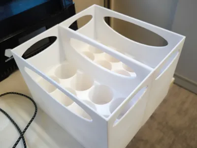 8-Slot Bottle Crate