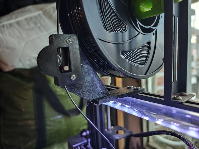 Filament guide and sensor for Ender 3V2
