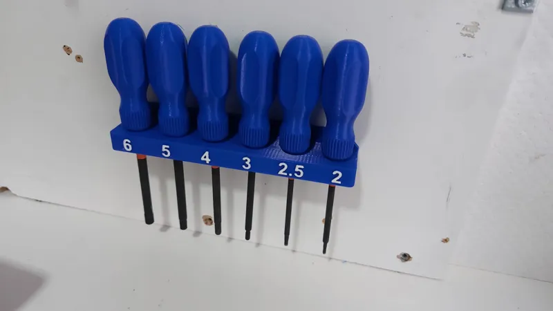 Bit holder