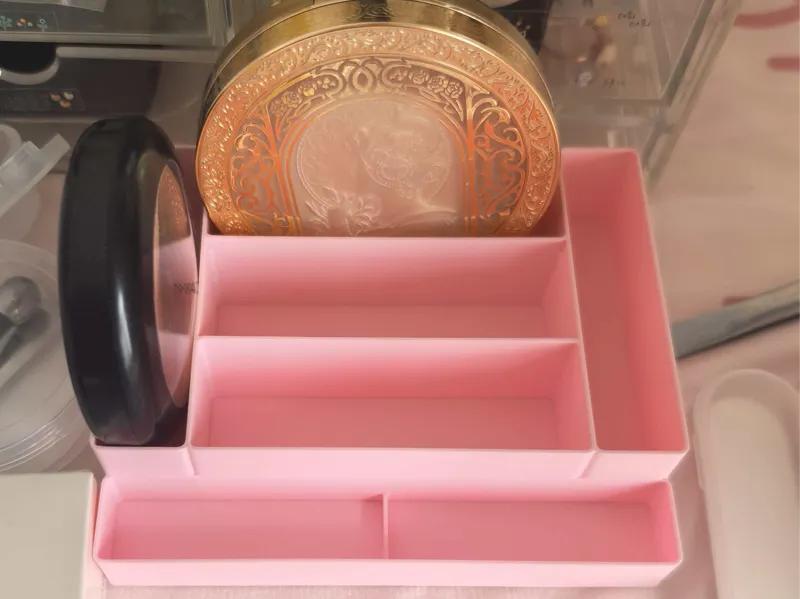 简单的粉饼收纳盒