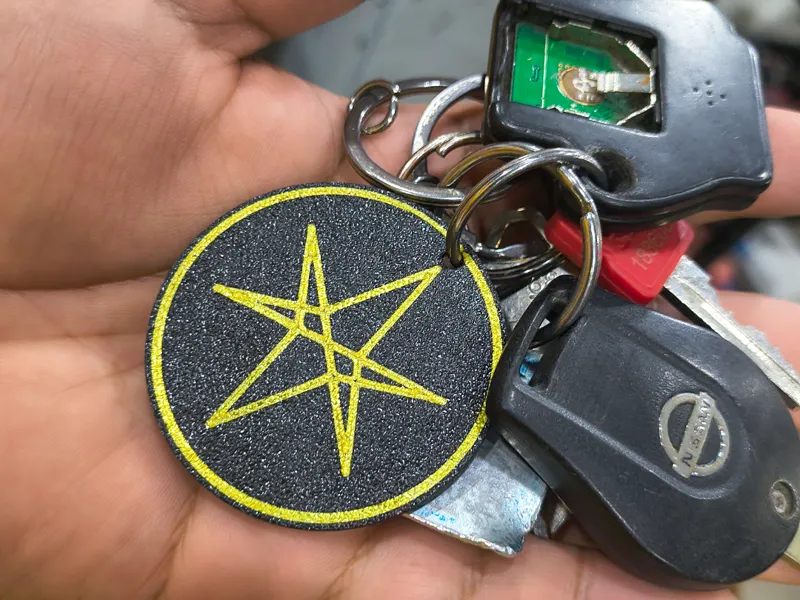 Bring me the horizon keychain
