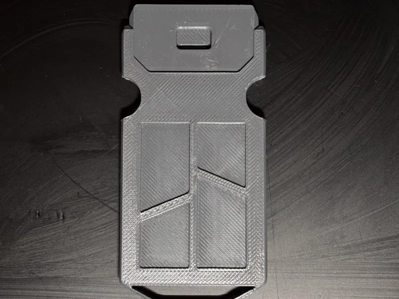 Bed scraper with replaceable blades