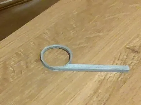 Trumpet finger loop