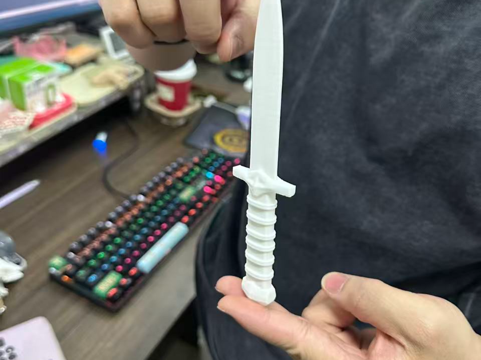 匕首小剑