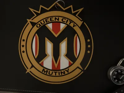 Mutiny luggage tag