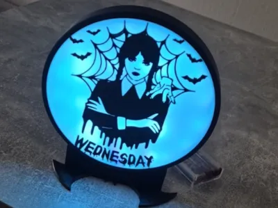 Wednesday Lampe 