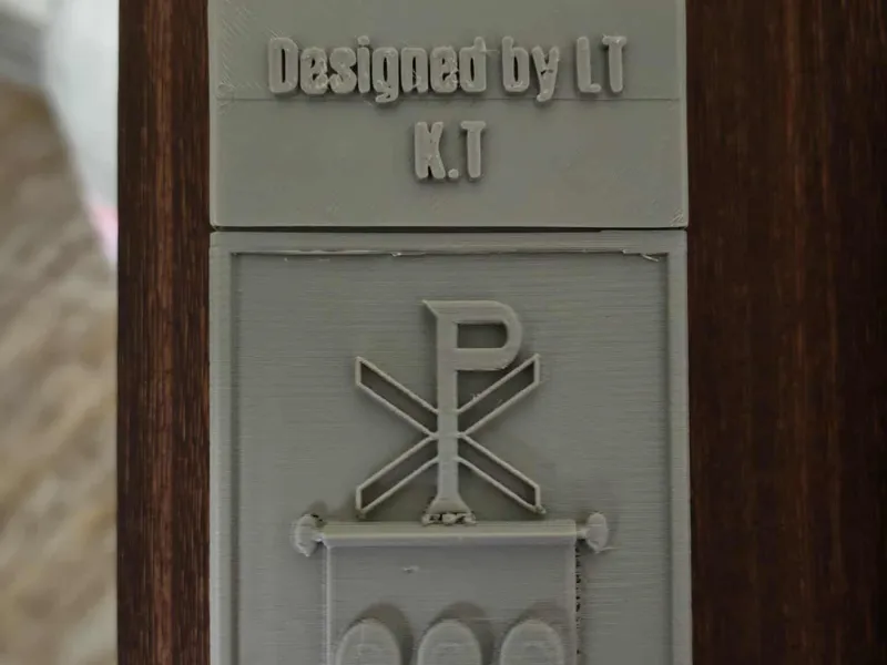 Cigarette box