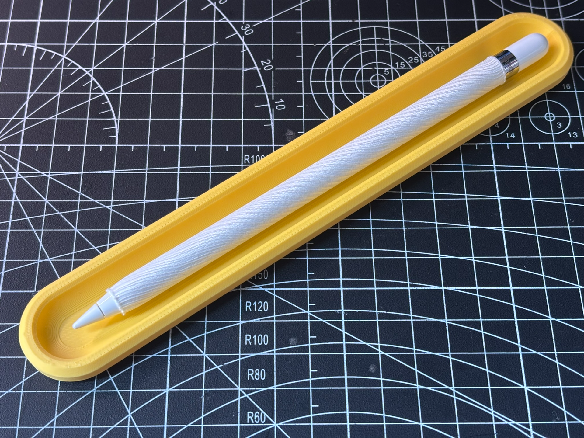 Apple Pencil 桌面托盘
