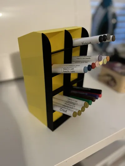 Pen shelf (Circut/Organization)