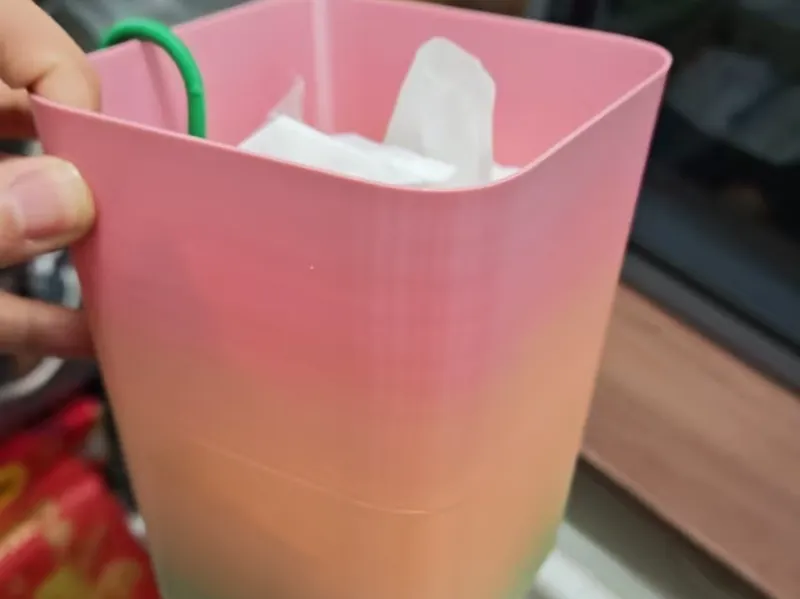 桌面垃圾桶