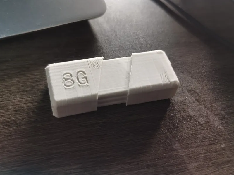 可伸缩U盘外壳