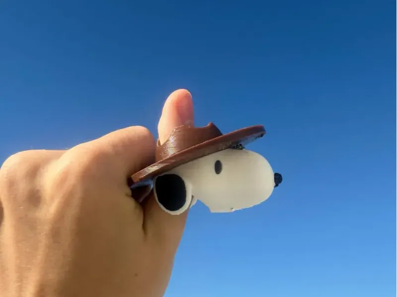 snoopy woggle