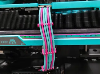 PSU 12vhpwr and 24pin comb