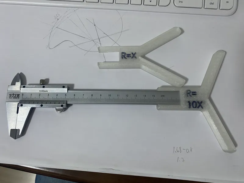 测量半径直径游标卡尺辅助工具夹