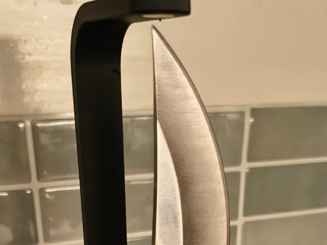 Levitating/Balancing knife display