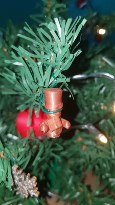 Small Christmas man/small xmas people
