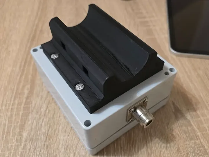 Repeater Mast holder Meshcore Meshtastic