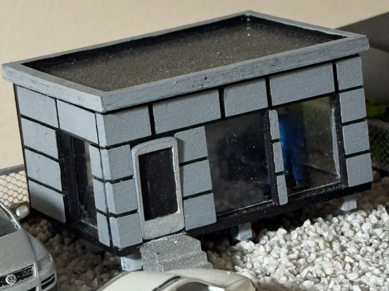 Car Dealership h0 1:87