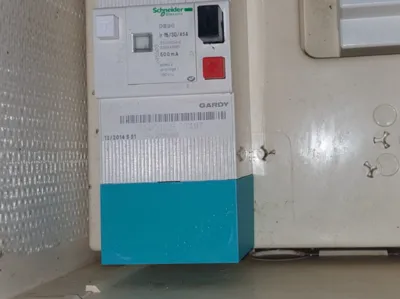 Cover Schneider DB90 Differential Circuit Breaker