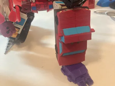 Combiner Wars leg replacement/ fill in
