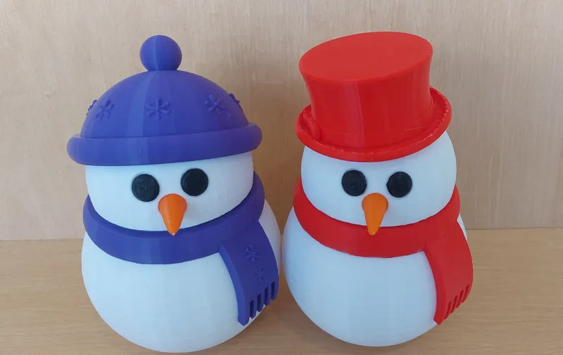Snowman boy and girl candy dishes