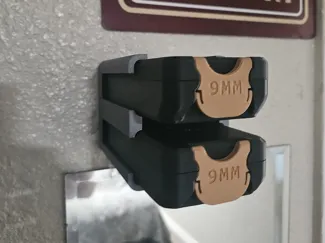 Ammo Box 9MM Holder (only tested with version 2)