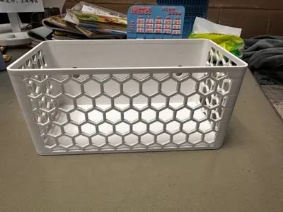Wall-mounted storage basket behind the door, 24cm long, 13cm wide, high, connectable
