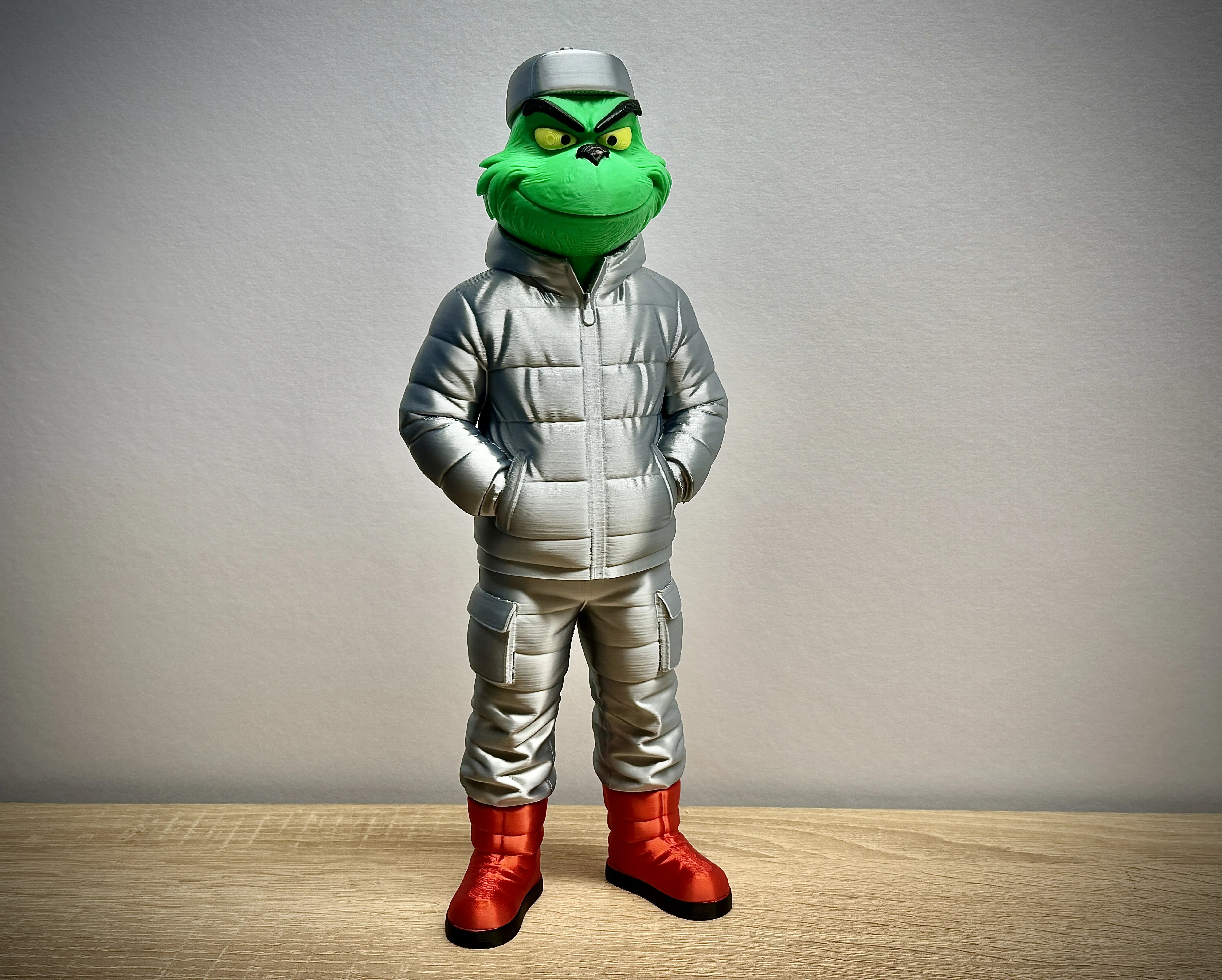 Snowsuite Grinch XXL - Free 3D Print Model - MakerWorld