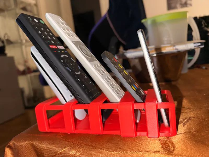 TV-Halterung aus PLA – kompakt, stabil