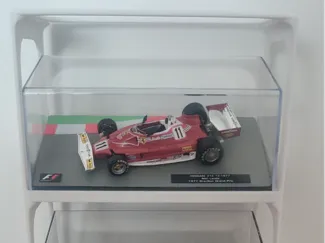Stackable display stand for 1/43 scale model
