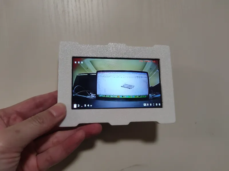 BETAFPV VR03 改装图传屏幕（小飞手风格手持监视器）便携式手持屏，小型穿越机外场调试必备