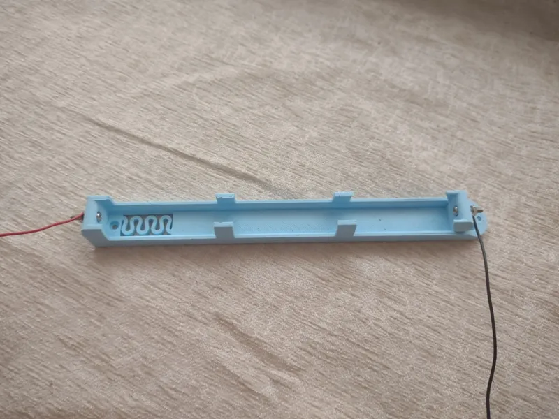 18650 Battery Holder x3 (serial)