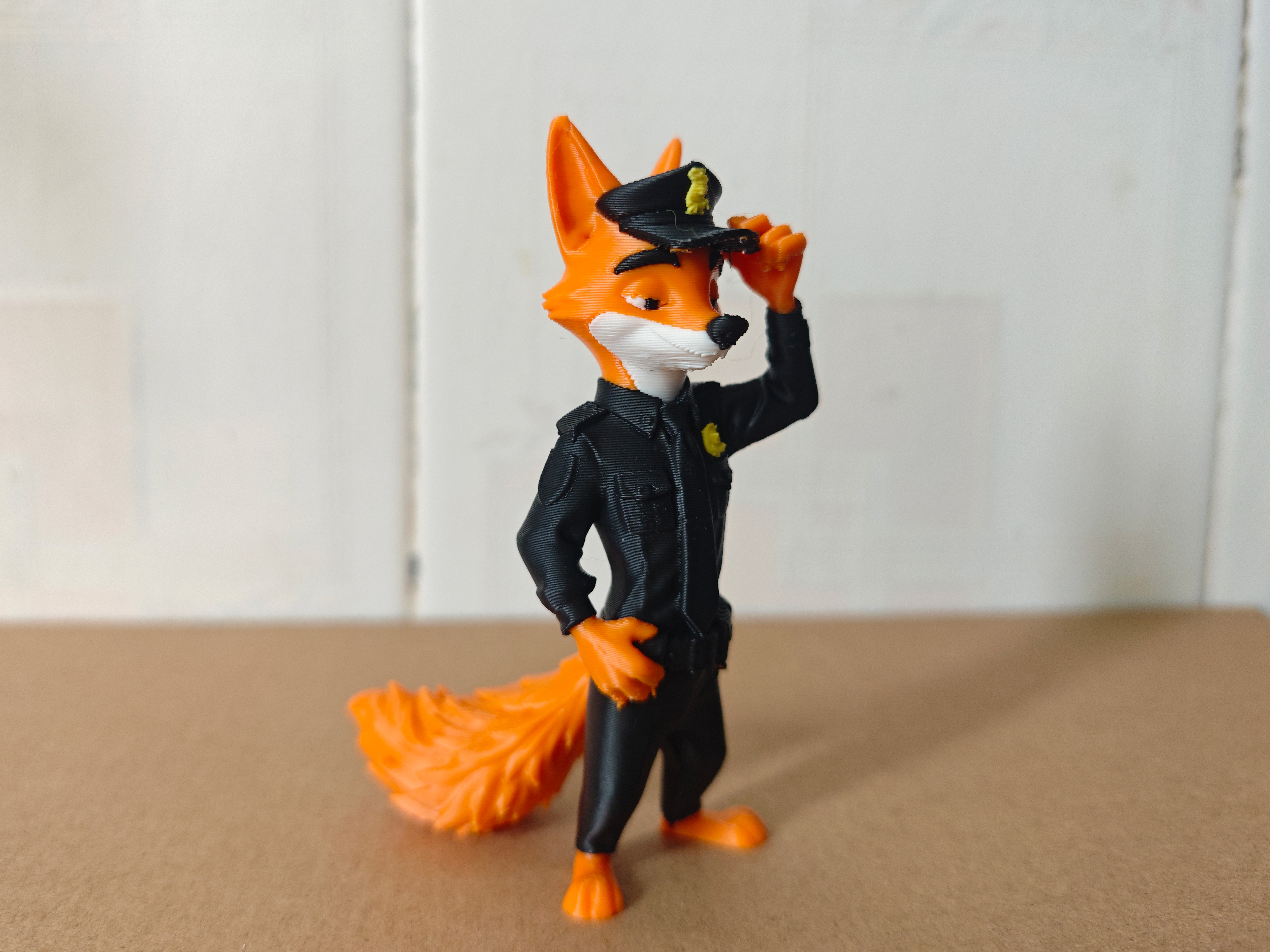 3Dプリント ズートピア - 警察官ニック - 無料3Dモデル -MakerWorld