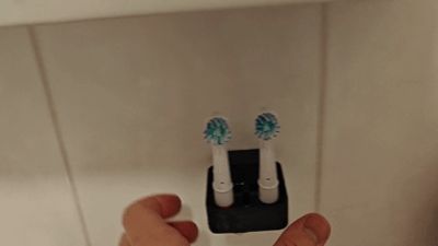 Wall mounted Electric Toothbrush Head Holder