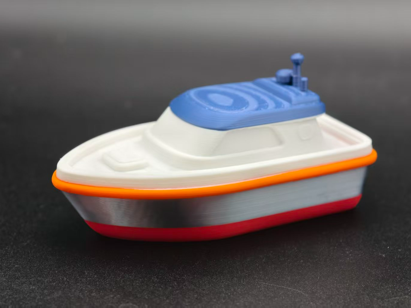 【浴缸玩具】可以浮在水上的小型游艇