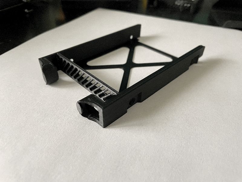 Cisco UCS C220 M3 drive caddy