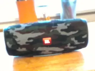 JBL CHARGE4 holder
